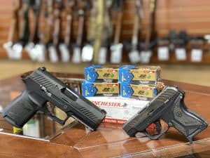 Gun Buyer Casa Grande residents rely on for the best cash offers - Casino Pawn & Gold